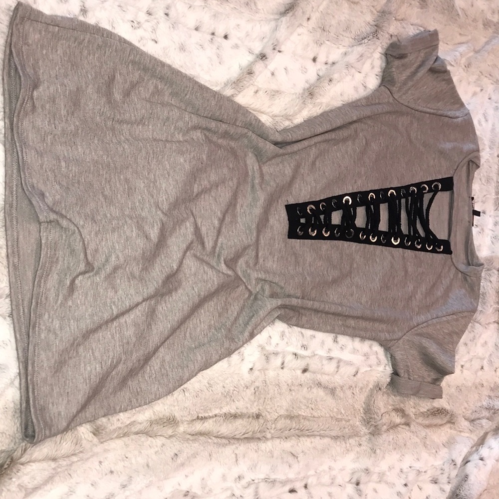T-shit dress with a long v-cut